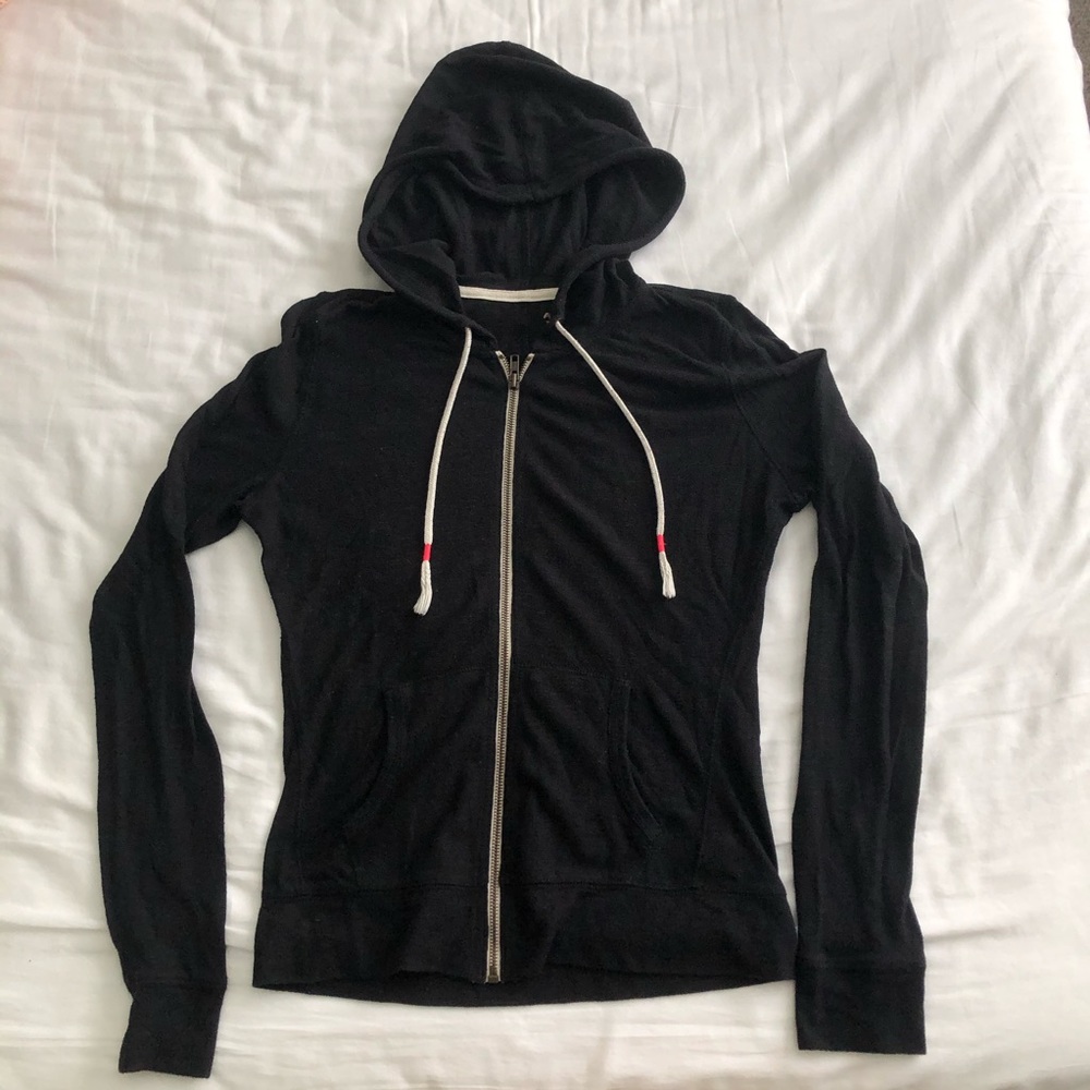Size M Black Zip up Hoodie